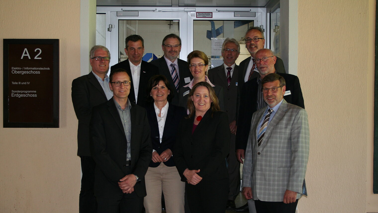 Gruppenfoto aller Beteiligten