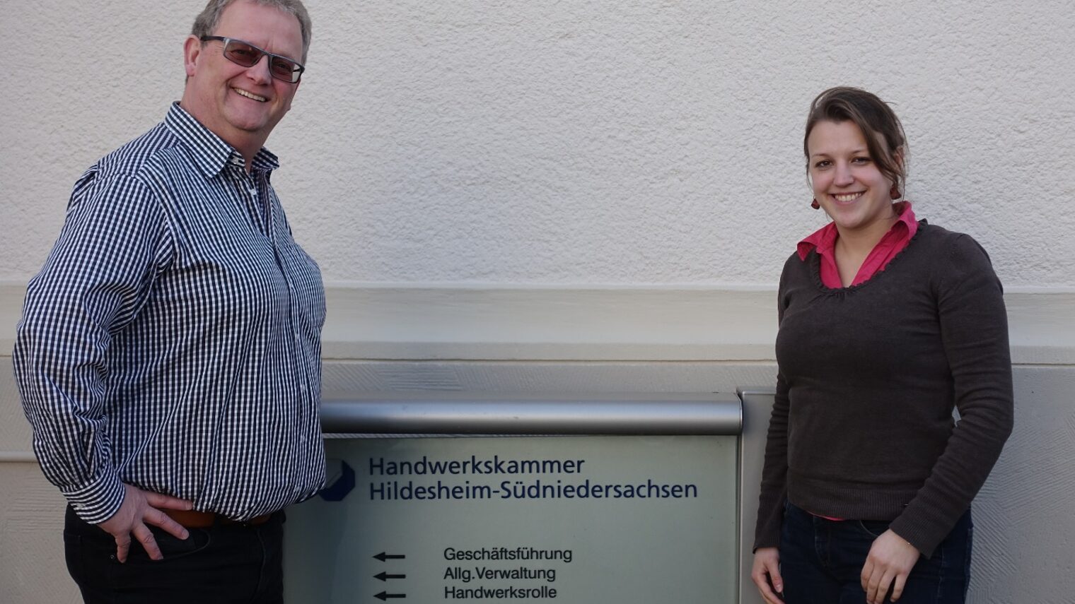 Vom Hörsaal in die Werkstatt: Walter Macke und Carolin Walter helfen Studienaussteigern bei der Suche nach neuen Berufsperspektiven im Handwerk.