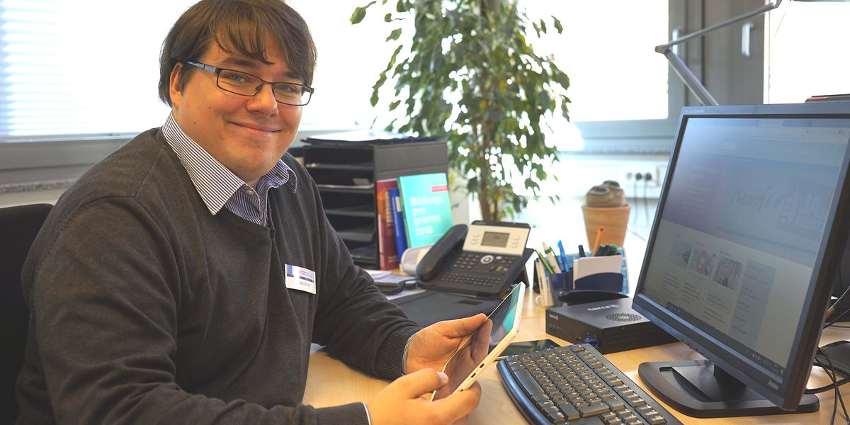 Hendrik Böker ist der neue Mann für smarte digitale Lösungen für das Südniedersächsische Handwerk. Hendrik Böker ist der neue Mann für smarte digitale Lösungen für das Südniedersächsische Handwerk.