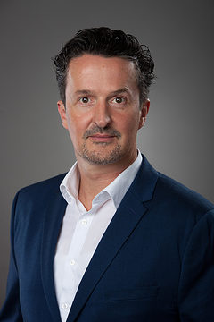Maxellon_Dienstausweisfoto