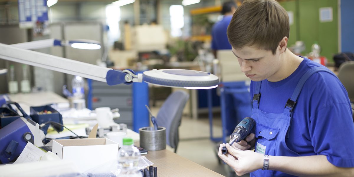 Ausbildungsberatung Ausbildung Ausbildungsberatung Ausbildung Schlagwort(e): Ausbildung, Ausbildungsberatung, Auszublindende, Auszubildender, Konfliktlösung, Konfliktberatung, Beratung, Werkstatt