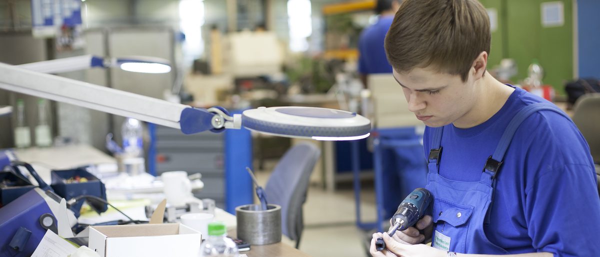 Ausbildungsberatung Ausbildung Ausbildungsberatung Ausbildung Schlagwort(e): Ausbildung, Ausbildungsberatung, Auszublindende, Auszubildender, Konfliktlösung, Konfliktberatung, Beratung, Werkstatt