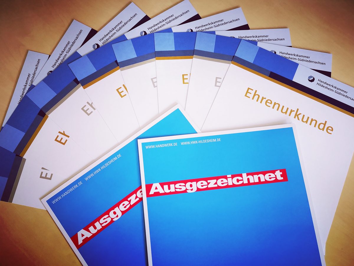 Ehrenurkunden2