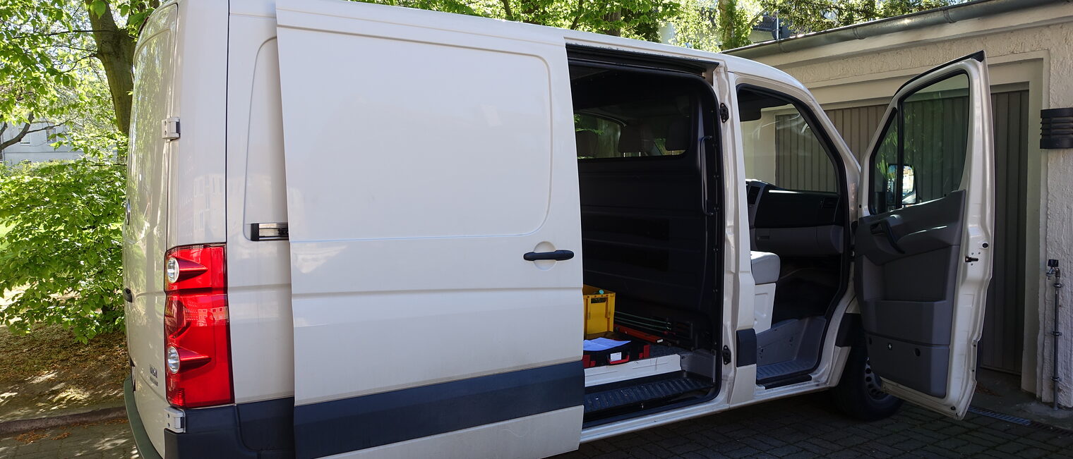 Ist die Ladefläche deutlich größer ist als die zur Personenbeförderung dienende Bodenfläche, gilt der günstigere Lkw-Steuersatz.